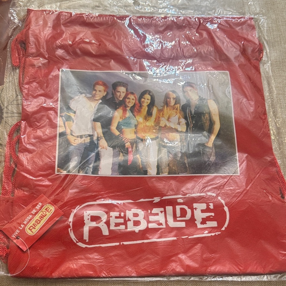 Rebelde Red Drawstring Bag